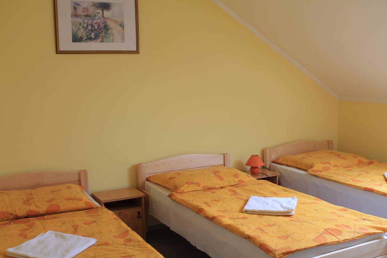 Bed and Breakfast Király Panzió Nagykanizsa Esterno foto